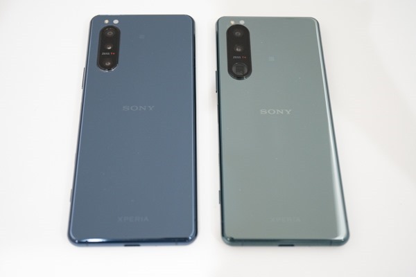 Xperia 5 Ⅲ」だけじゃなく、「Xperia 5 Ⅱ」も人気なので、改めて比較